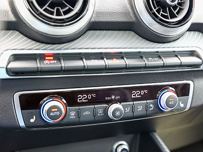 Audi Q2 серый 2026