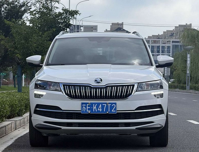 Skoda Karoq 1.4 л 2022 г. Белый, пробег 23000 км