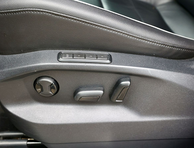 Volkswagen Tiguan серебро 2018