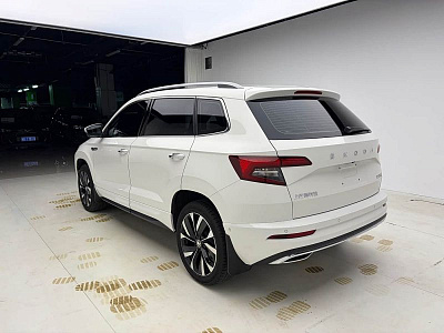 Skoda Karoq 1.4 л 2022 г. Белый, пробег 12900 км