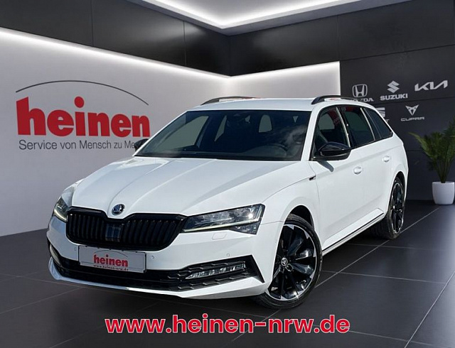 Skoda Superb 2023 г. Белый, пробег 59440 км