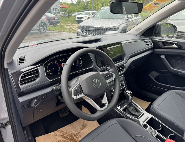 Volkswagen Tharu XR серый 2026
