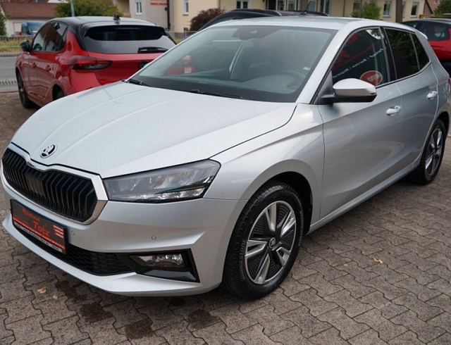 Skoda Fabia 2022 г. Серебристый, пробег 35956 км
