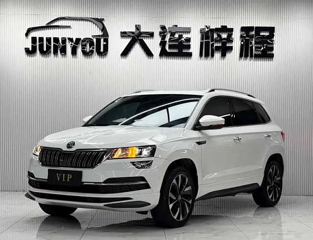 Skoda Karoq 1.4 л 2024 г. Белый, пробег 33000 км