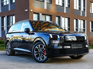 Lynk & Co 900 черный 2025