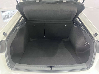 Skoda Octavia 1.4 л 2022 г. Белый, пробег 30000 км