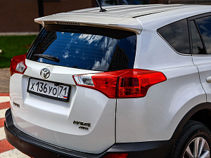 Toyota RAV4 белый 2014