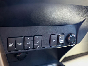 Toyota RAV4 белый 2014