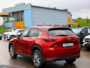 Mazda CX-5 красный 2021