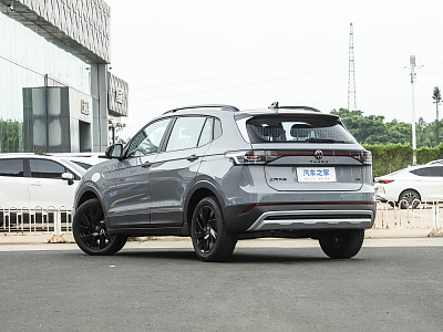 Volkswagen Tharu XR 1.5 Sharp Edition