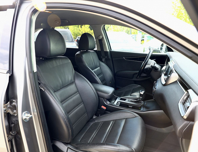 Kia Sorento серый 2020