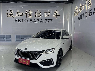 Skoda Octavia 1.4 л 2022 г. Белый, пробег 30000 км
