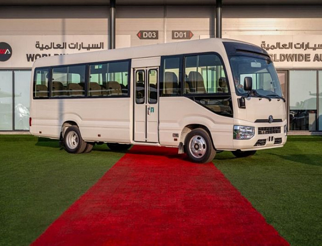 Toyota Coaster 4.2 л 2026 г. Белый