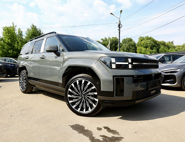 Hyundai Santa Fe серый 2026