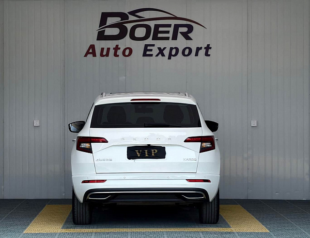 Skoda Karoq 1.4 л 2023 г. Белый, пробег 16000 км