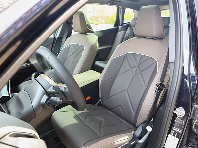 BMW X3 черный 2025