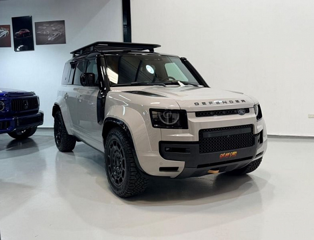 Land Rover Defender 4.4 л 2026 г. Серый
