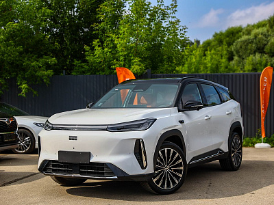 Geely Galaxy M7 белый 2026