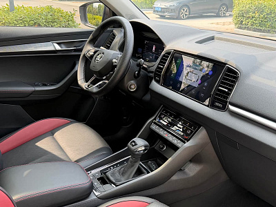 Skoda Karoq 1.4 л 2023 г. шампань/коричневый, пробег 43000 км