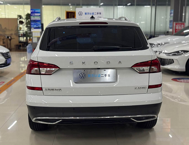 Skoda Kamiq 1.5 л 2023 г. Белый, пробег 5000 км