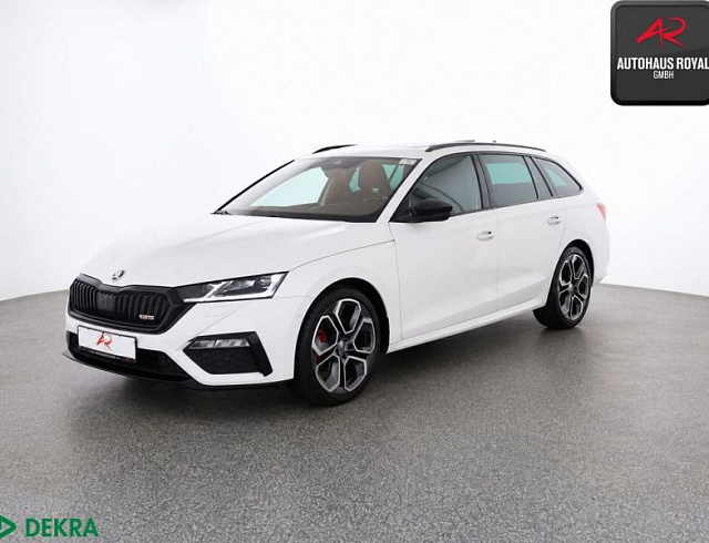 Skoda Octavia 2023 г. Белый, пробег 57656 км