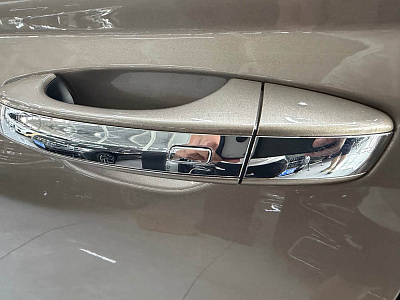 Skoda Karoq 1.4 л 2022 г. шампань/коричневый, пробег 15500 км