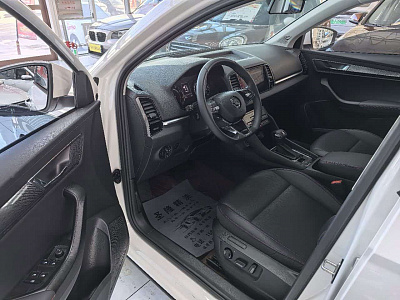 Skoda Karoq 1.4 л 2022 г. Белый, пробег 43000 км