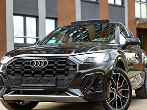 Audi Q5 черный 2025
