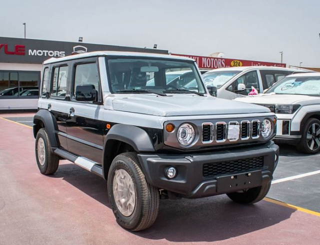 Suzuki Jimny 1.5 л 2026 г. Чёрный