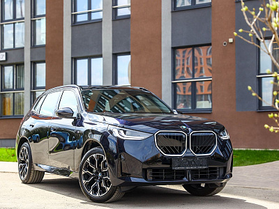 BMW X3 черный 2025