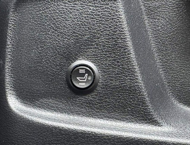 Skoda Kamiq 1.5 л 2022 г. Белый, пробег 50000 км