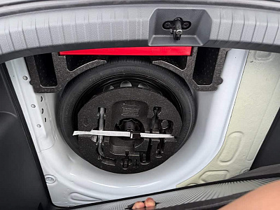Skoda Kamiq 1.5 л 2023 г. Белый, пробег 1400 км