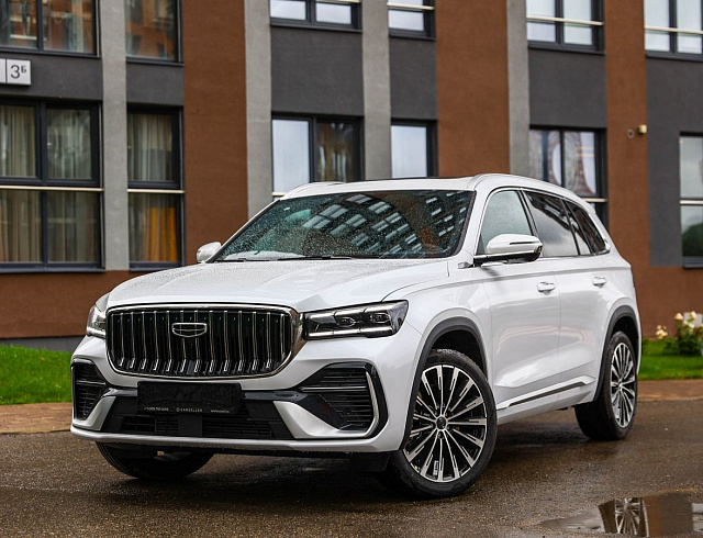 Geely Monjaro белый 2026