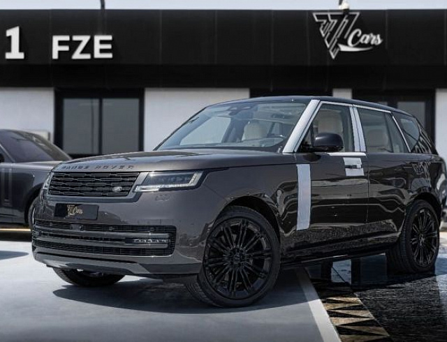 Land Rover Range Rover 3.0 л 2026 г. Серый