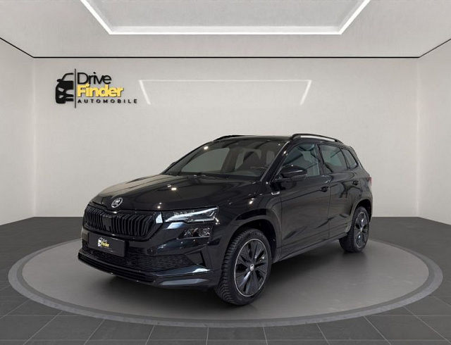 Skoda Karoq 2024 г. Чёрный, пробег 26800 км
