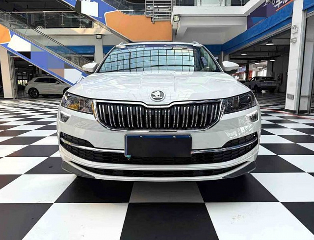 Skoda Karoq 1.4 л 2022 г. Белый, пробег 45000 км