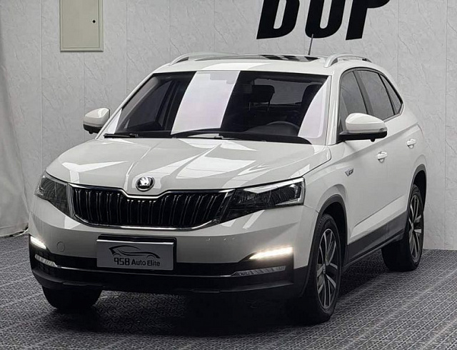 Skoda Kamiq 1.5 л 2022 г. Белый, пробег 50000 км
