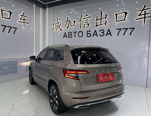 Skoda Karoq 1.4 л 2022 г. желто-оранжевый, пробег 26000 км