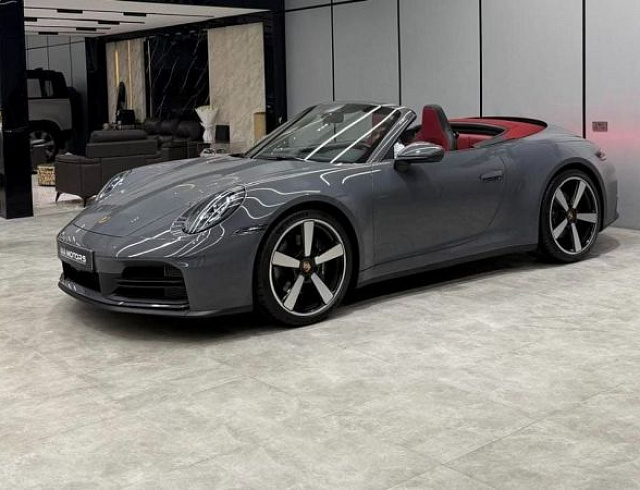 Porsche 911 3.0 л 2026 г. Серый