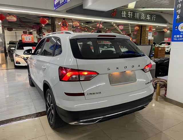 Skoda Kamiq 1.5 л 2023 г. Белый, пробег 12000 км