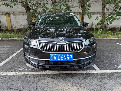Skoda Karoq 1.4 л 2023 г. Чёрный, пробег 32000 км