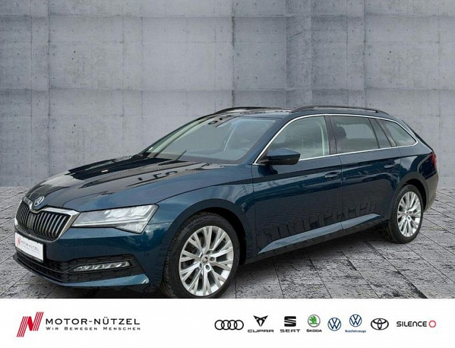 Skoda Superb 2023 г. Синий, пробег 51723 км
