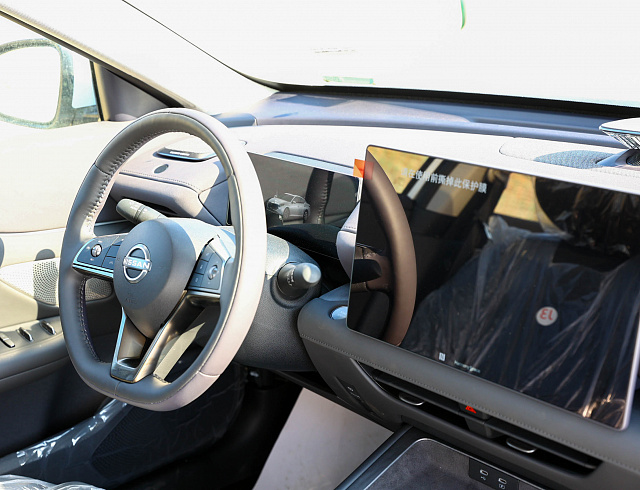 Nissan Teana 2.0