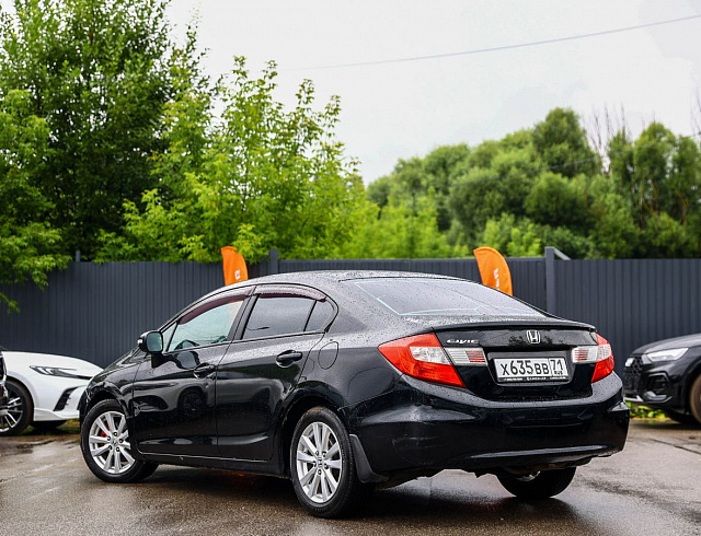 Honda Civic черный 2012