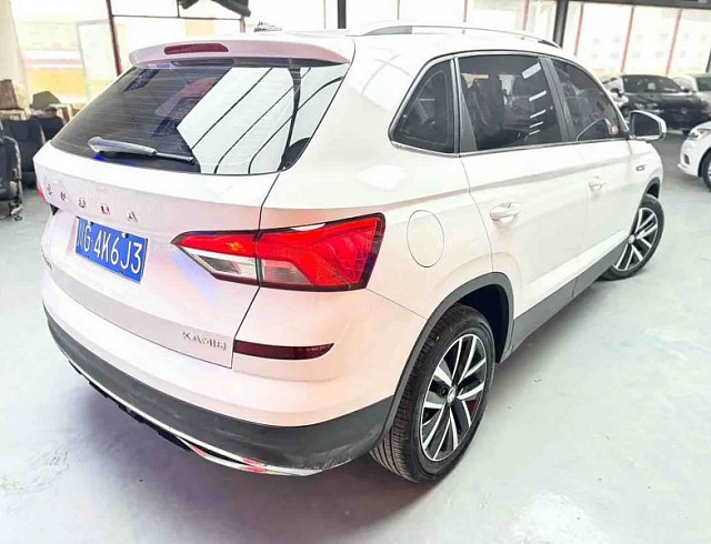 Skoda Kamiq 1.5 л 2023 г. Белый, пробег 13000 км