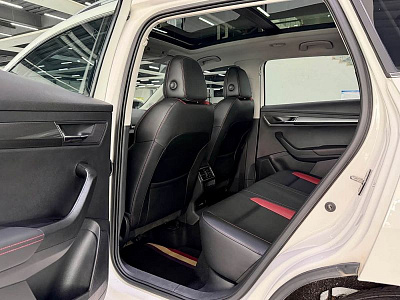 Skoda Karoq 1.4 л 2023 г. Белый, пробег 34000 км