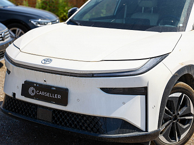 Toyota BZ3X Электро