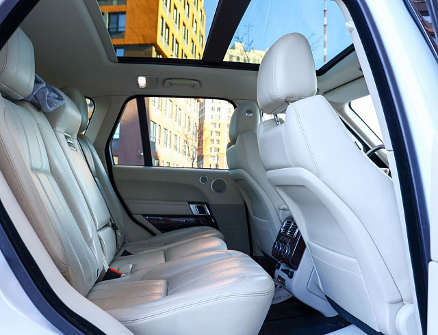 Land Rover Range Rover белый 2016