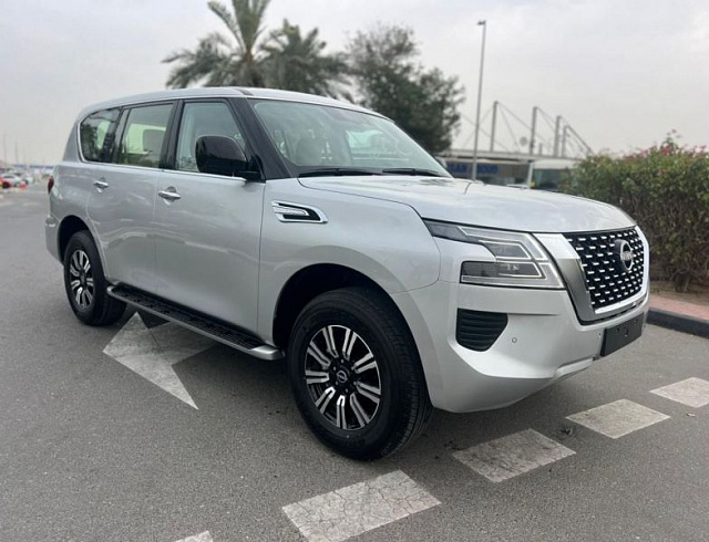 Nissan Patrol 4.0 л 2024 г. Серебристый