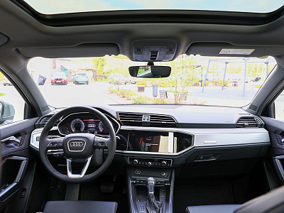 Audi Q3 серый 2026